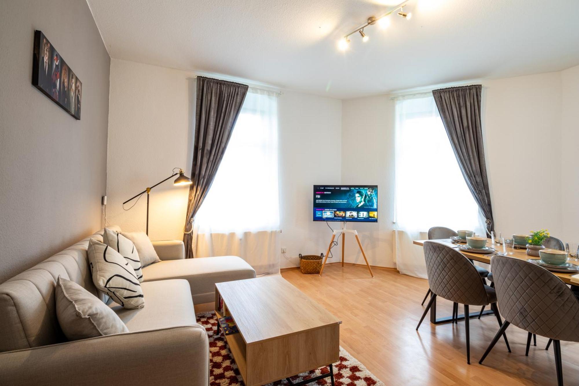 Stadtnatur Apartment Am Kuechwald - Mit Balkon, Streaming-Tv, Badewanne, Arbeitsplatz Chemnitz Dış mekan fotoğraf