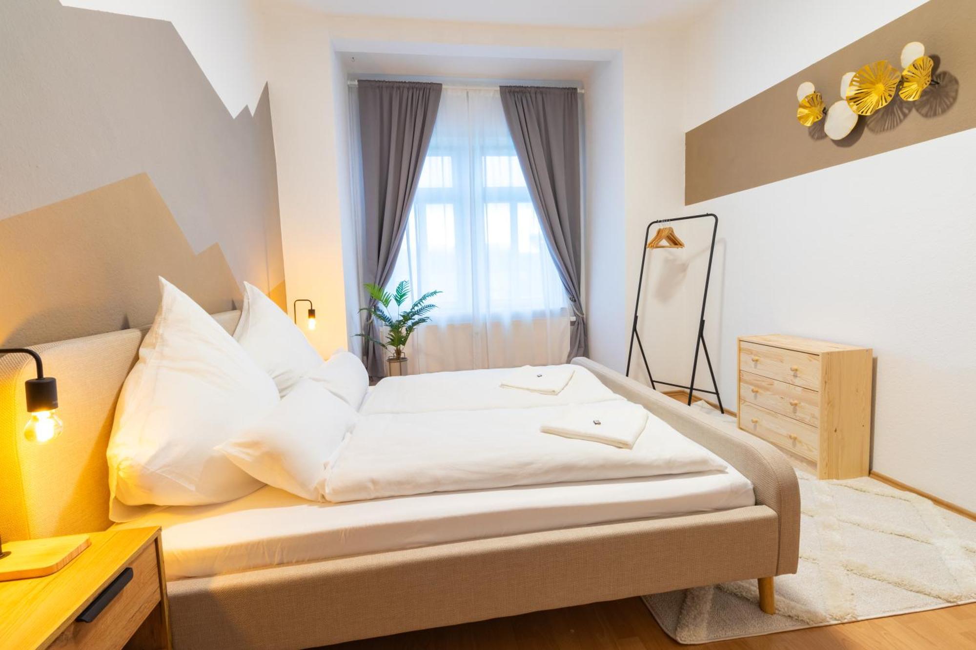 Stadtnatur Apartment Am Kuechwald - Mit Balkon, Streaming-Tv, Badewanne, Arbeitsplatz Chemnitz Dış mekan fotoğraf